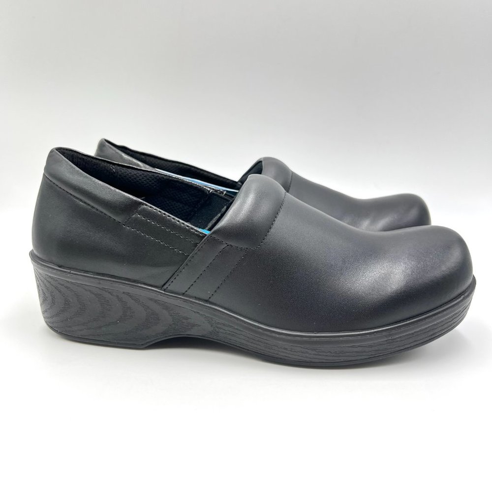 New Dr Scholls Womens Size 9 Black Leather Dynamo Slip On Work Mule Shoes Clogs